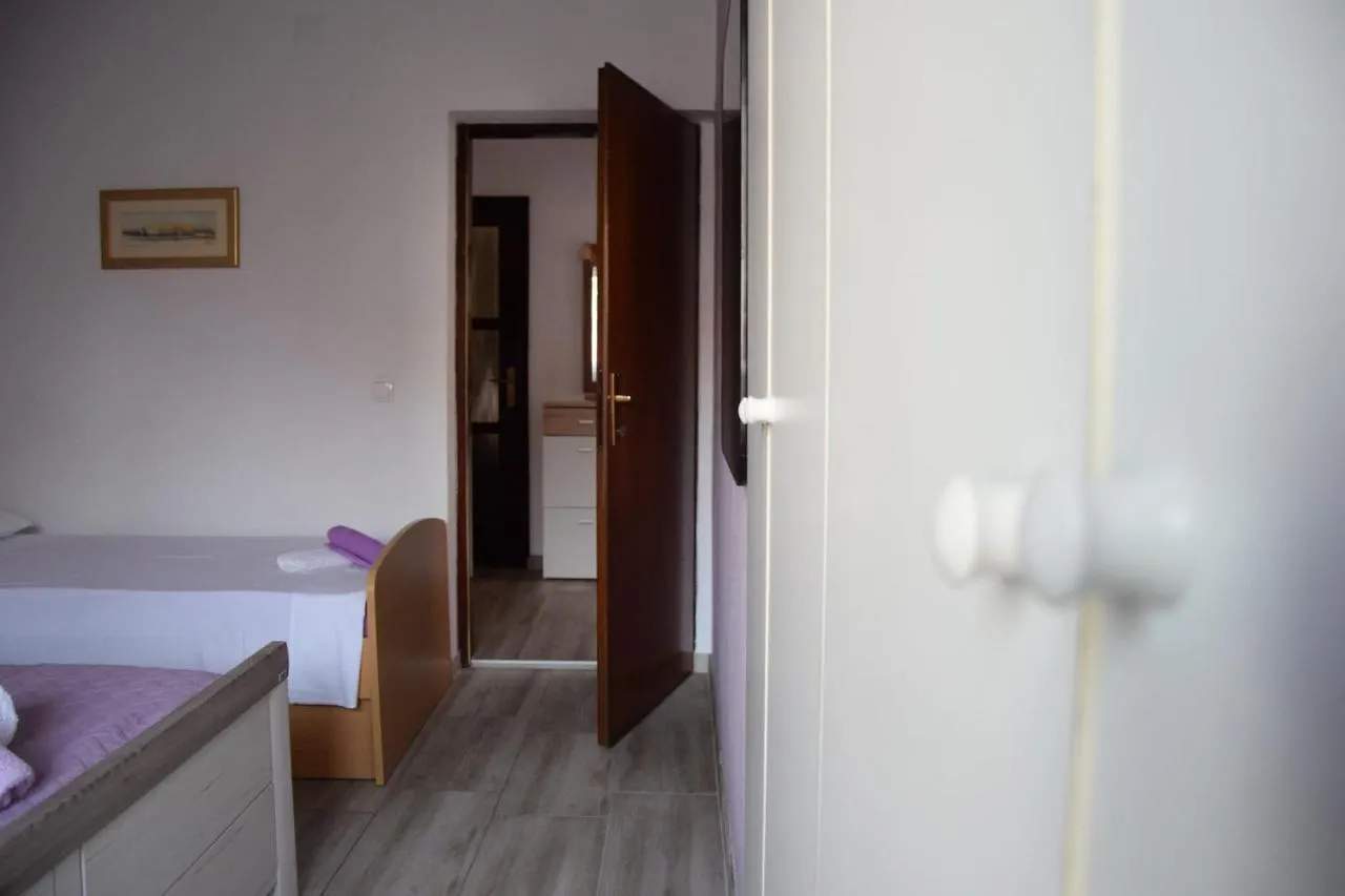 Apartment Bepo Pakoštane