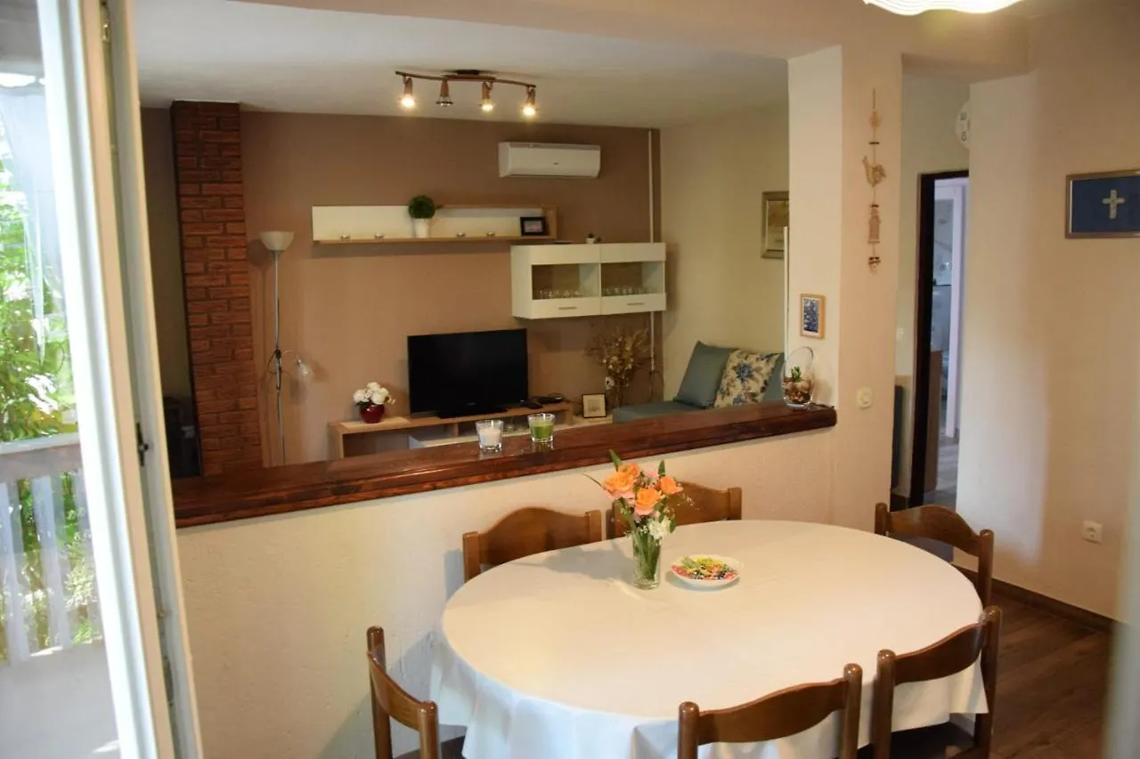 Apartment Bepo Pakostane