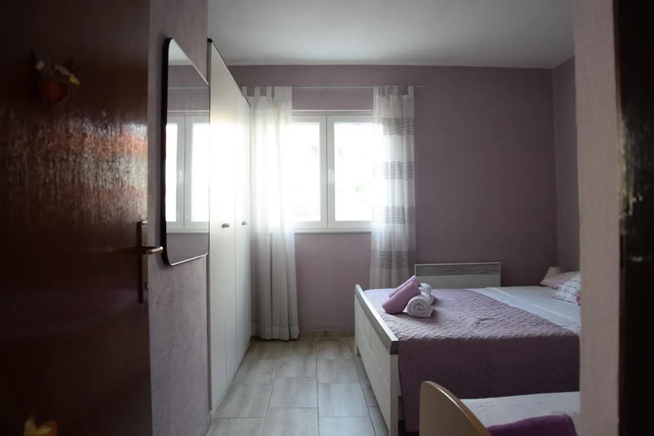 Apartment Bepo Pakostane Croatia